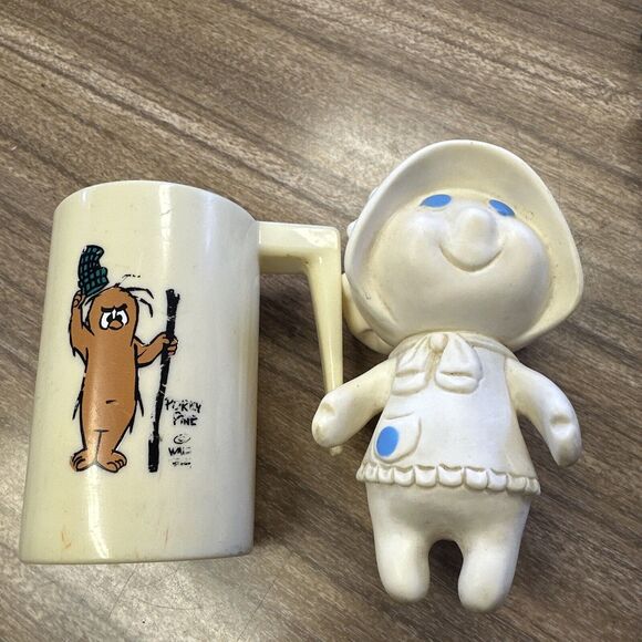 Na Other - Vintage Pillsbury Doughboy Figure & Yokey Pine Mug Walt Disney World